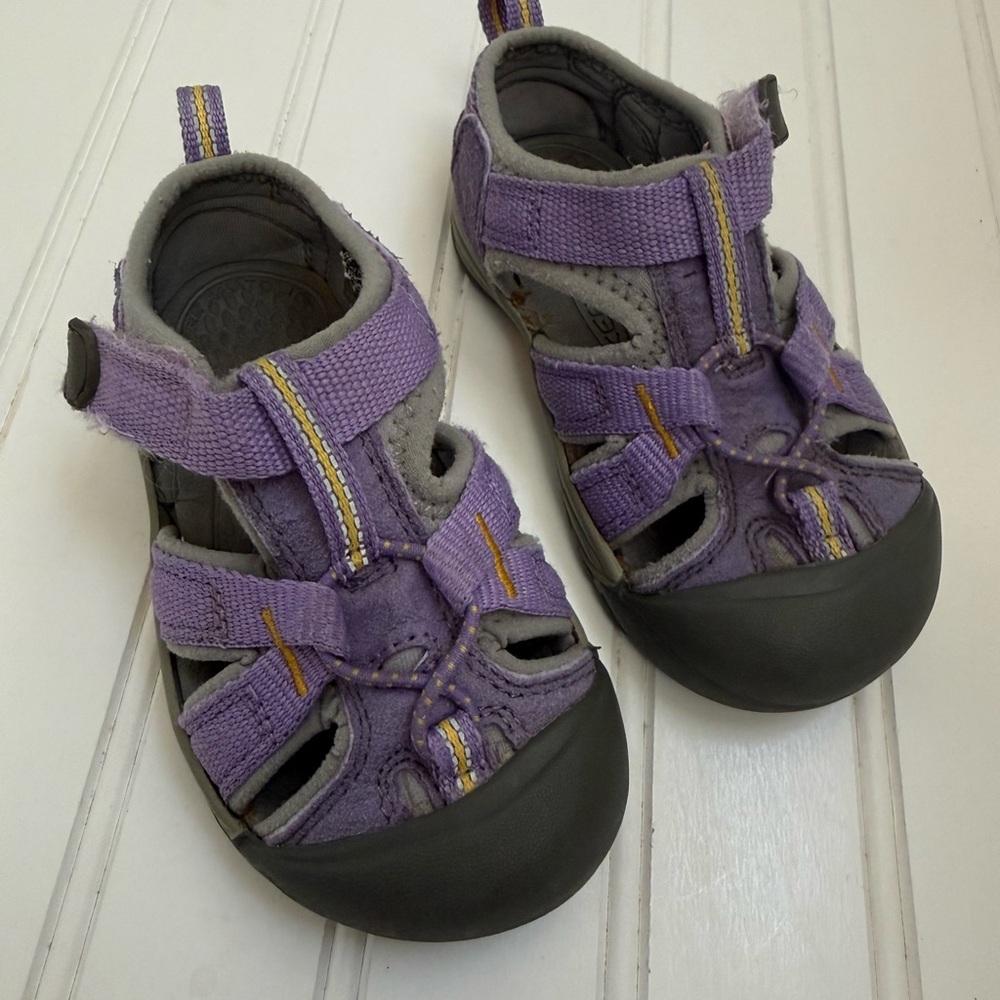 Keen Kids Purple and Gray Closed-Toe Outdoor Sandals